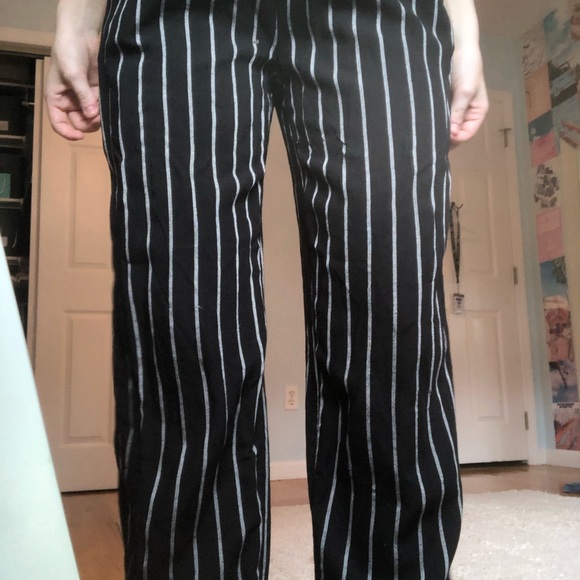 flowy pants - Picture 4 of 5